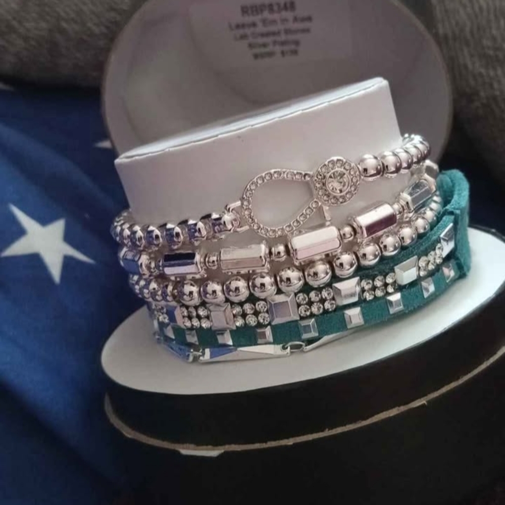 Elegant Silver and Teal Bracelet Set